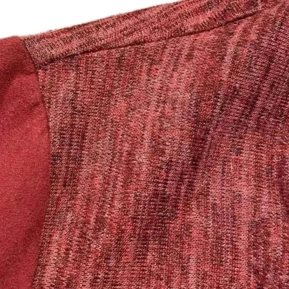 LOGO Lori Goldstein Sweater Size Small
Burgundy Wine Red Knit Faux Suede Sleeves - Picture 6 of 9